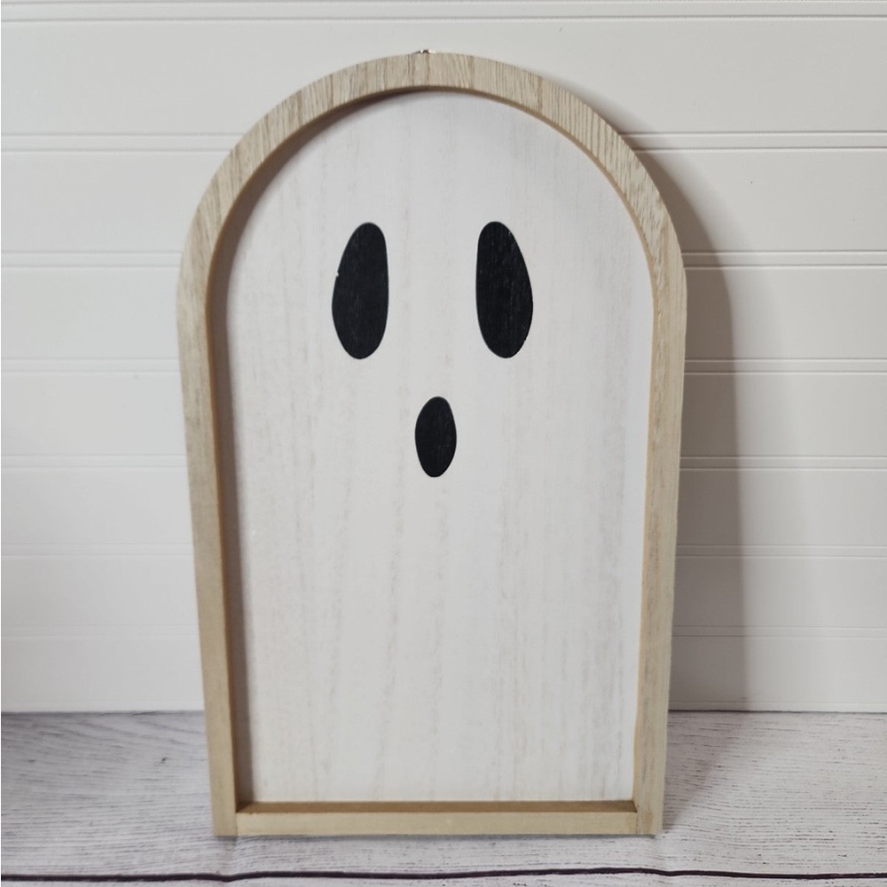 COPY - COPY - COPY - COPY - Brand New Target Bullseye Ghost wood sign.